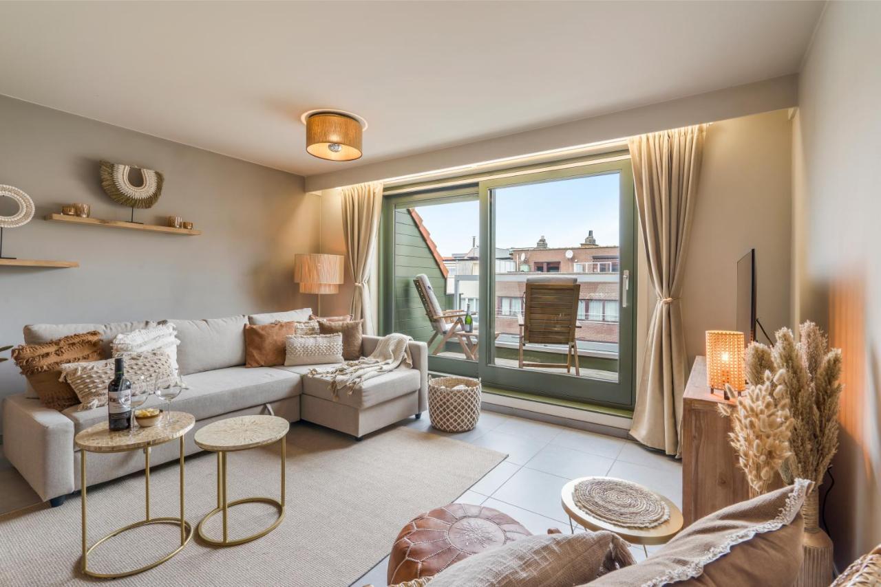 Aude De - Near The With Free Garagebox Apartment